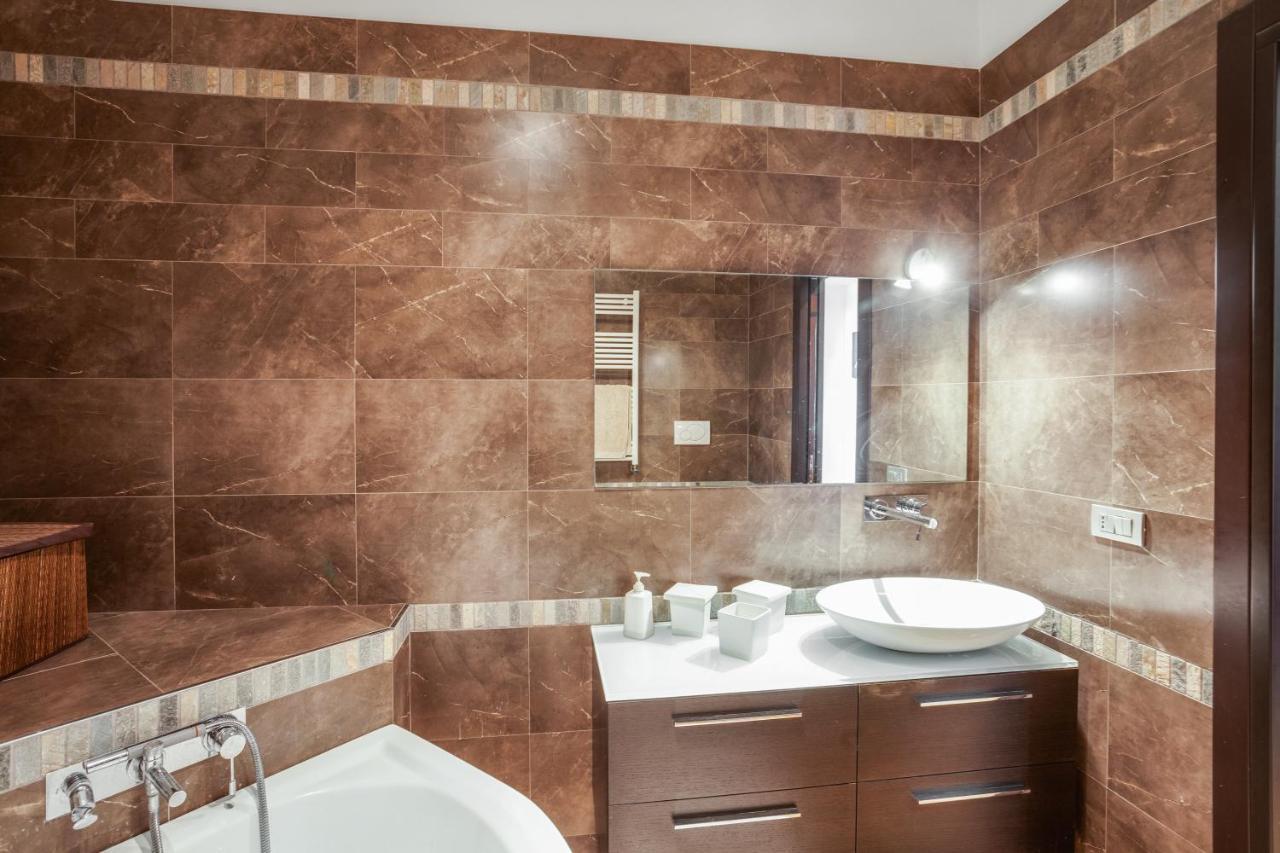 *Movies & Books* Stylish House With Jacuzzi Apartment Bari Luaran gambar
